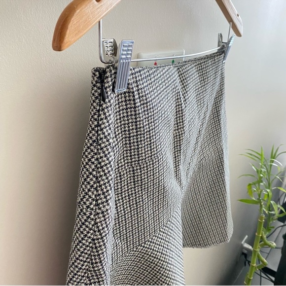 Maje Black White Houndstooth Asymmetric Mini Skirt - Picture 4 of 10
